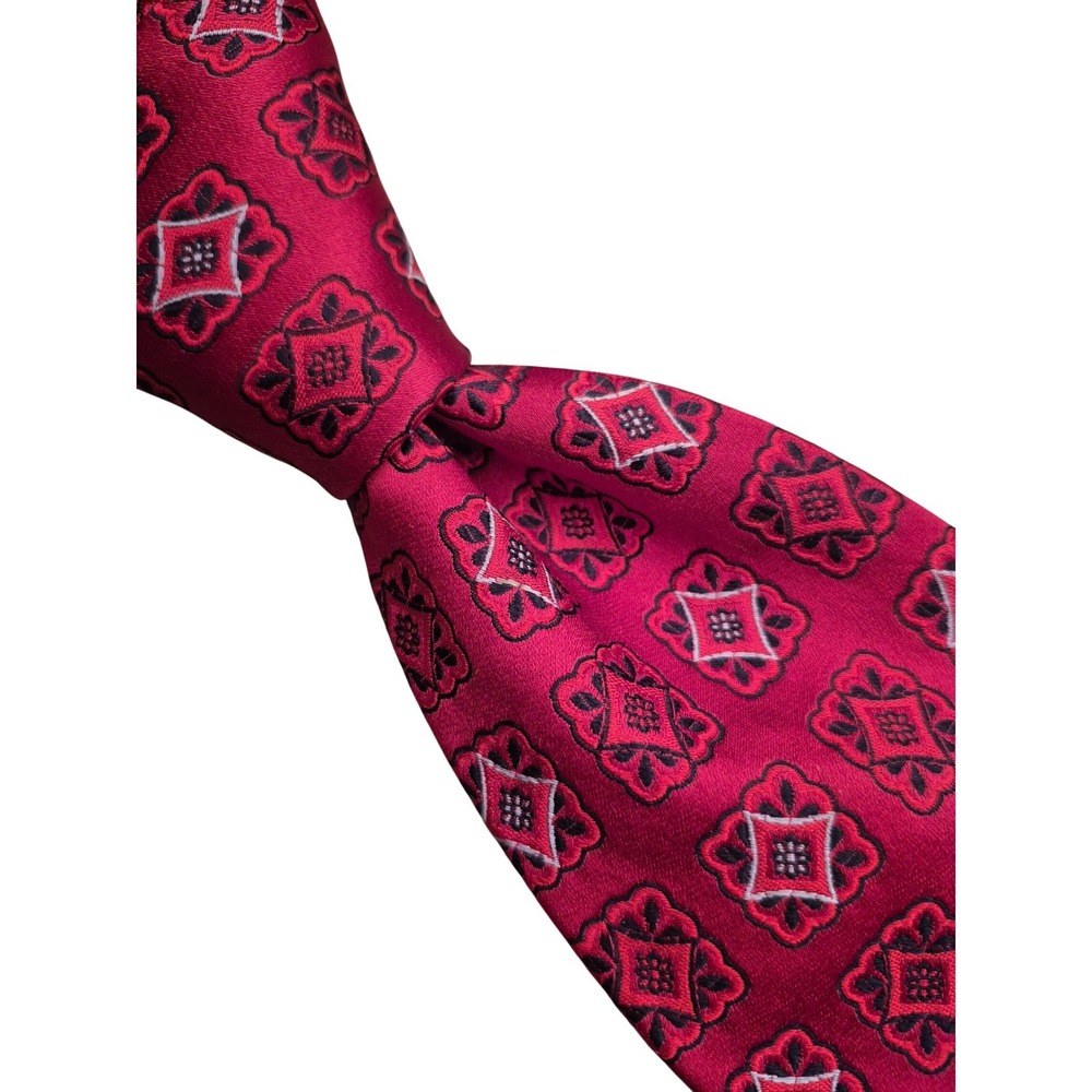 Faconnable Mens Red Geometric‎ Medallion Silk Tie Made in Italy